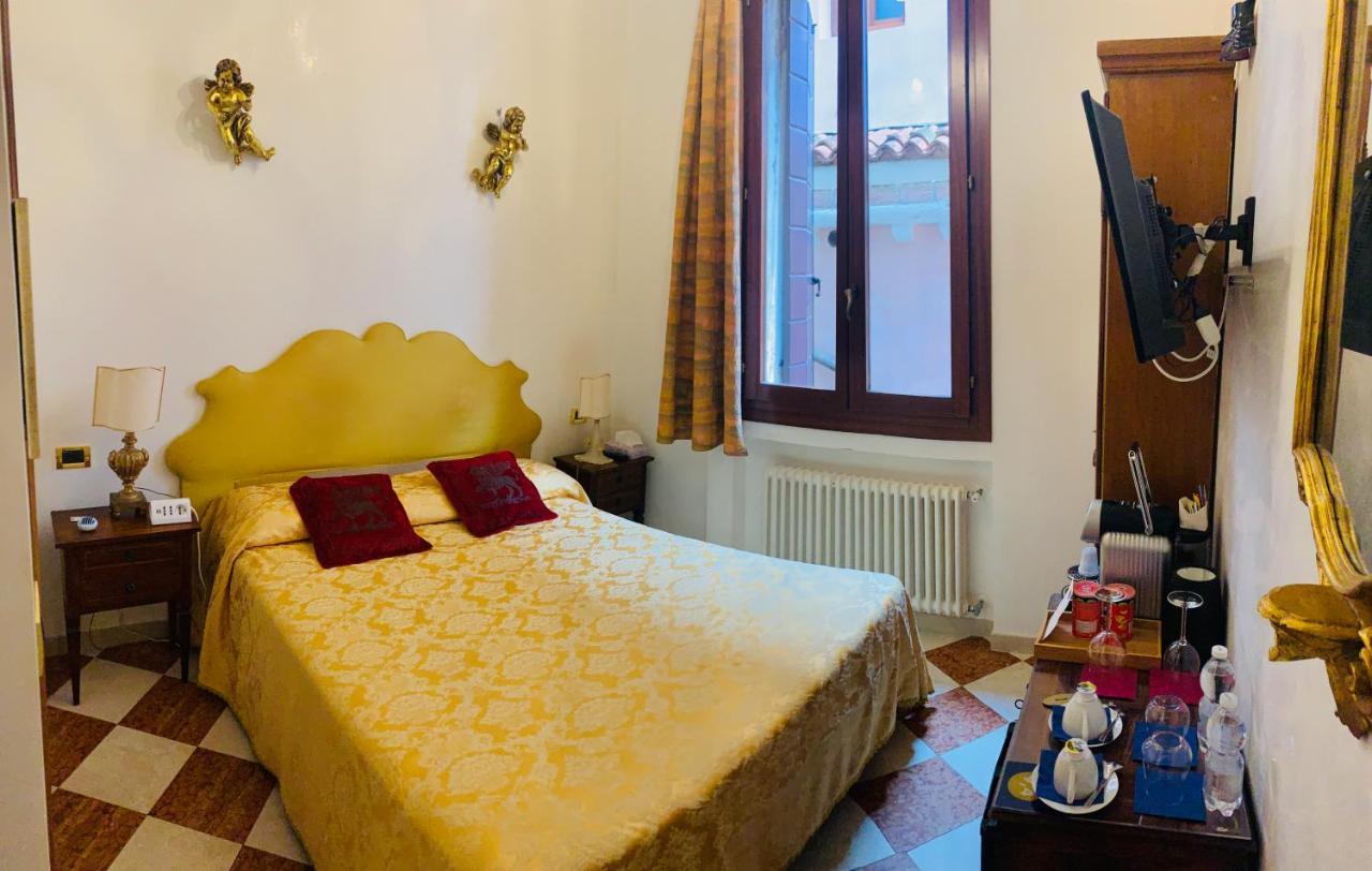 Pensión Luxury Venetian